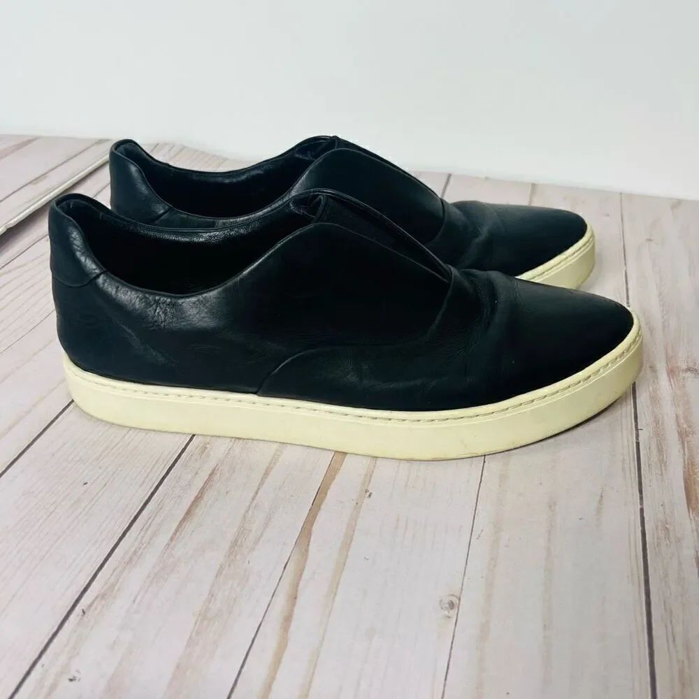 Vince Butter Soft Black Leather Slip On Loafers SneakersβSz 7.5